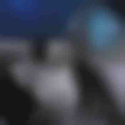 Brezžični polnilec in nosilec za telefon | SNAPYDOCK